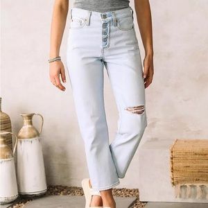 Levi Wedgie Straight Ankle Jeans